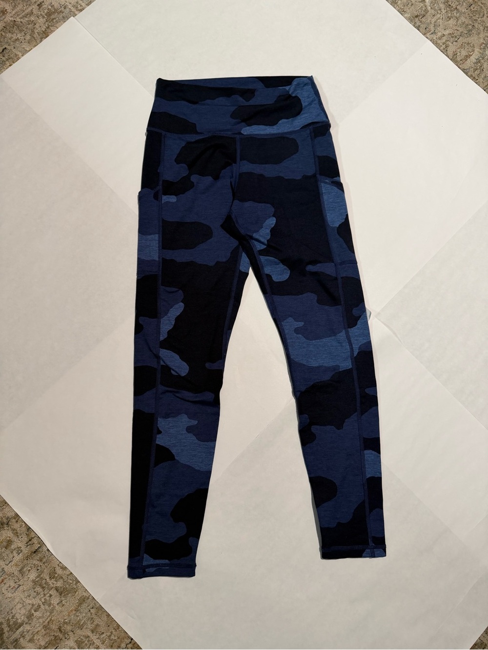 High-Rise Navy Camo Leggings with Wide Waistband